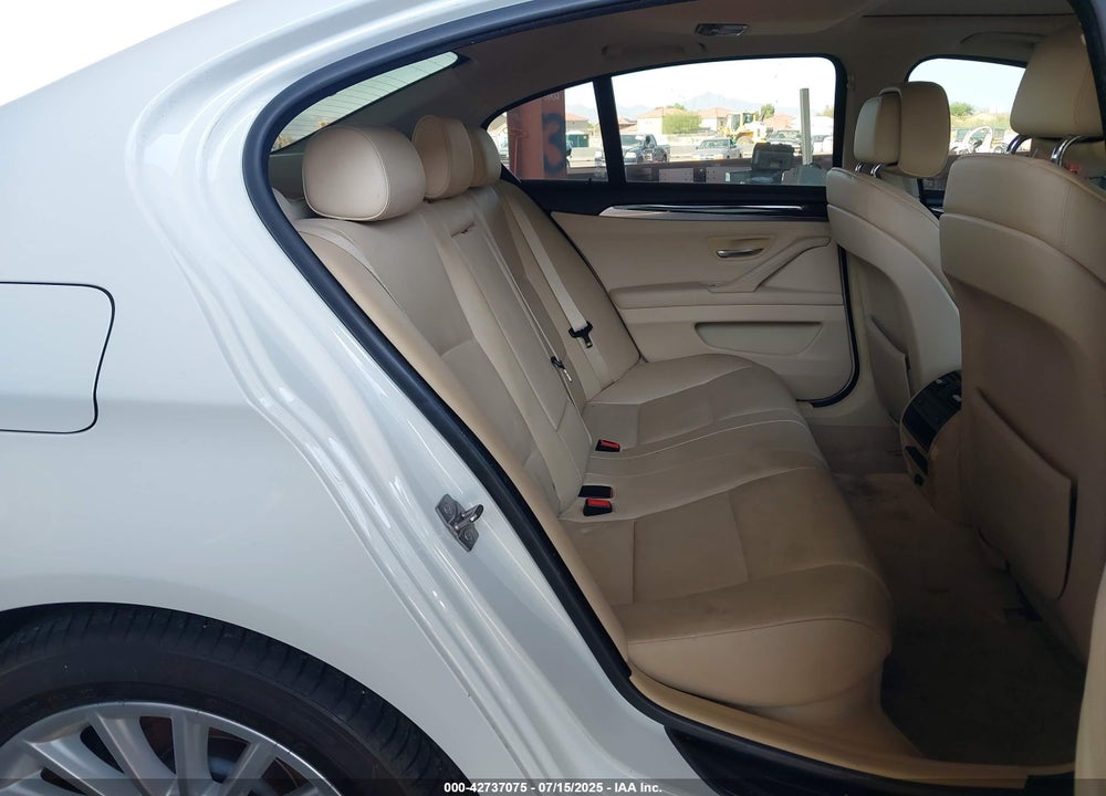2011 BMW 5 SERIES VIN: WBAFU7C52BDU53835