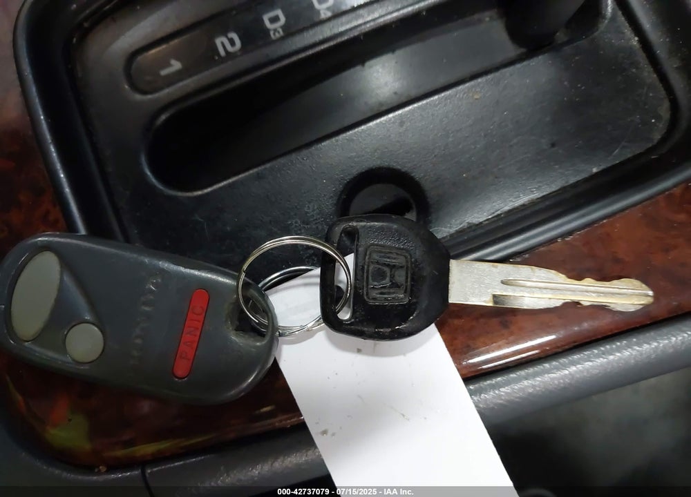 1997 HONDA ACCORD SE VIN: 1HGCD5601VA083091