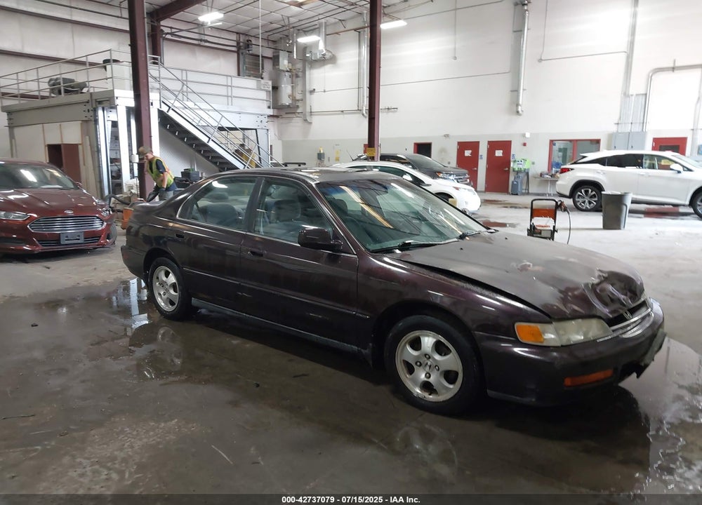 1997 HONDA ACCORD SE VIN: 1HGCD5601VA083091