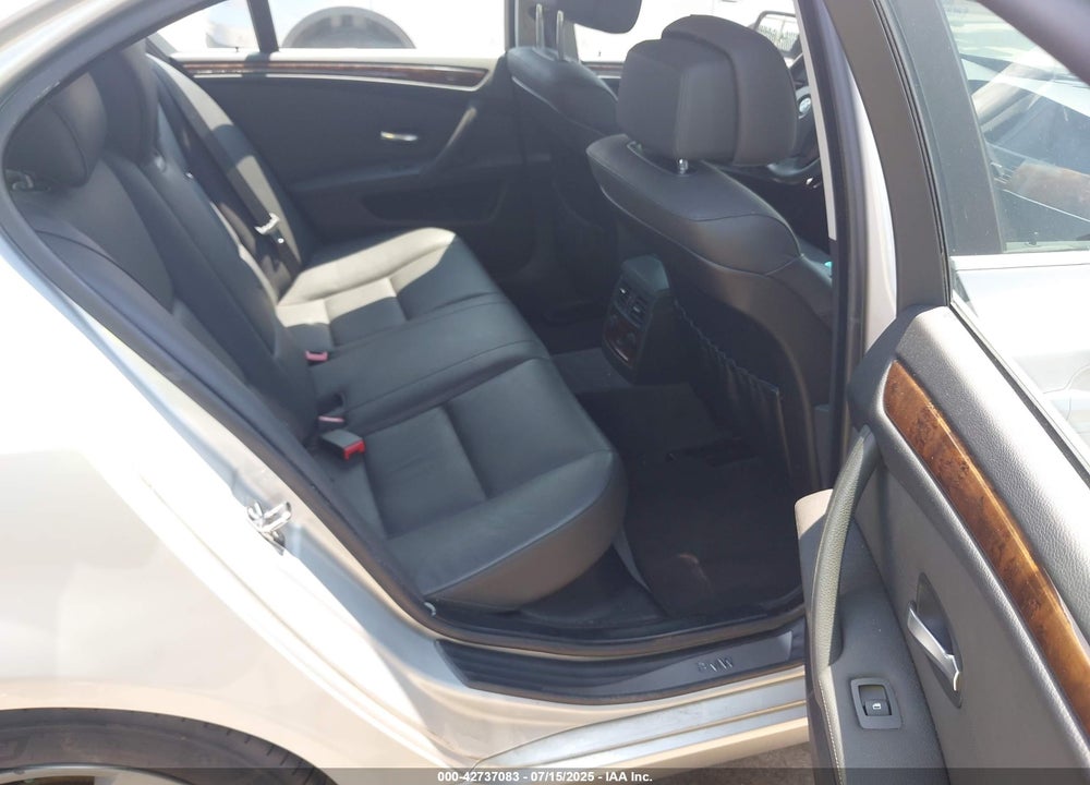 2008 BMW 528XI VIN: WBANV13598CZ53026