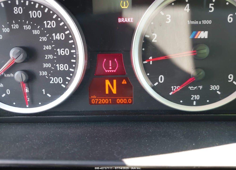 2008 BMW M5 VIN: WBSNB93538CX10170