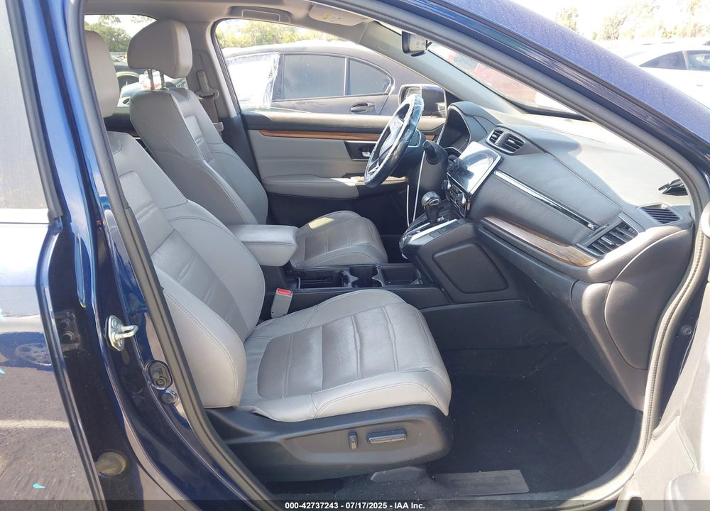 2017 HONDA CR-V VIN: 2HKRW2H95HH647674