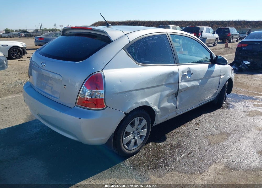 2008 HYUNDAI ACCENT VIN: KMHCM36C18U073320