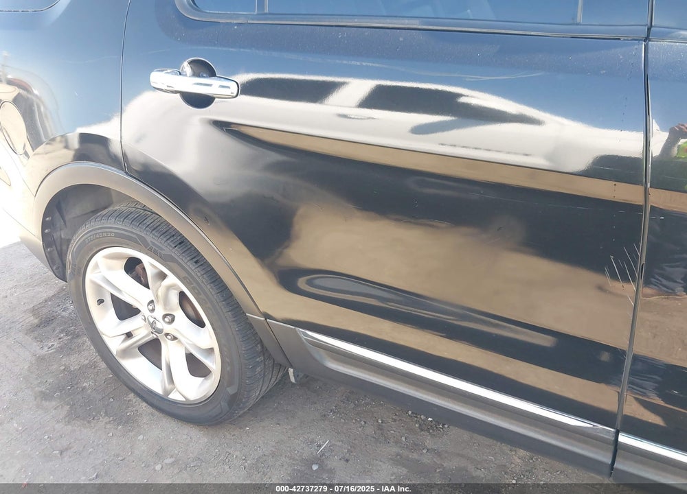 2011 FORD EXPLORER VIN: 1FMHK7F81BGA21982