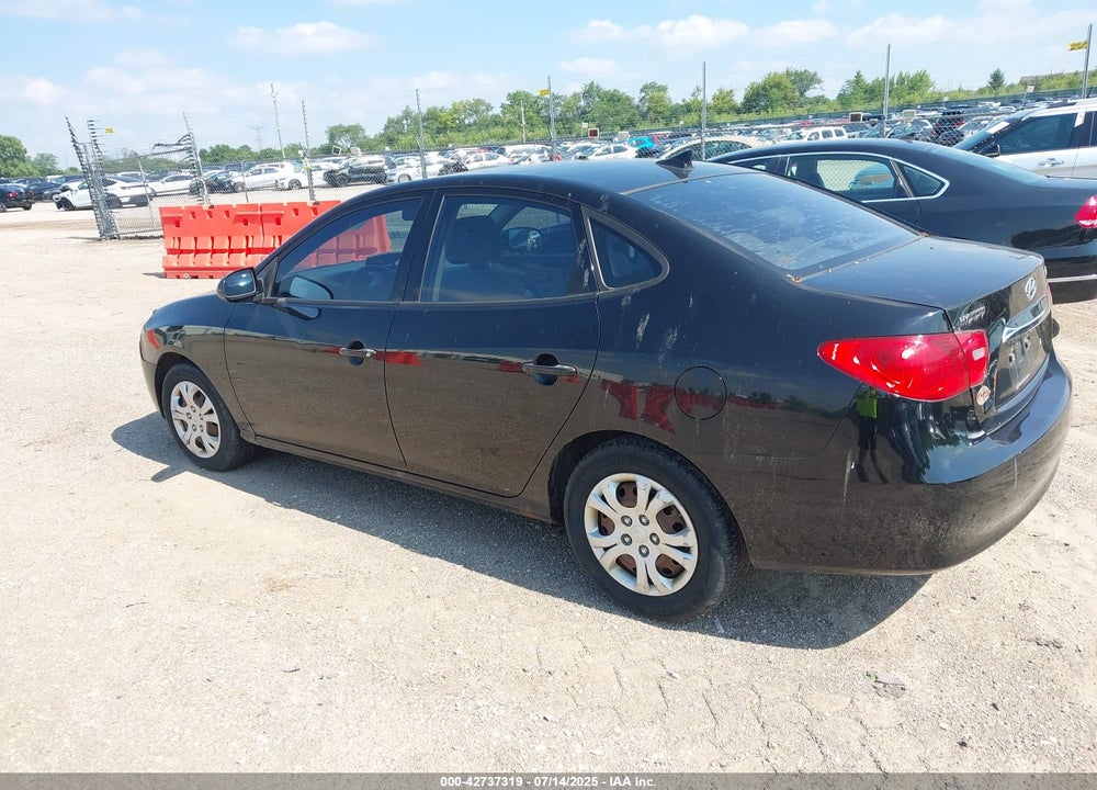 2010 HYUNDAI ELANTRA VIN: KMHDU4AD5AU927225
