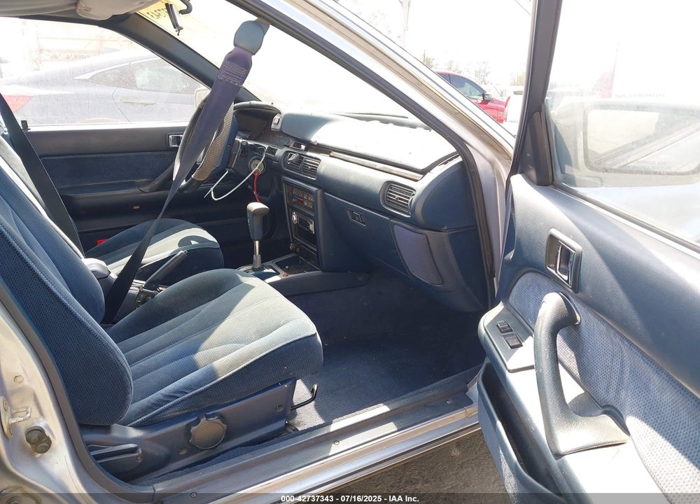 1988 TOYOTA CAMRY LE VIN: JT2SV22EXJ3305934
