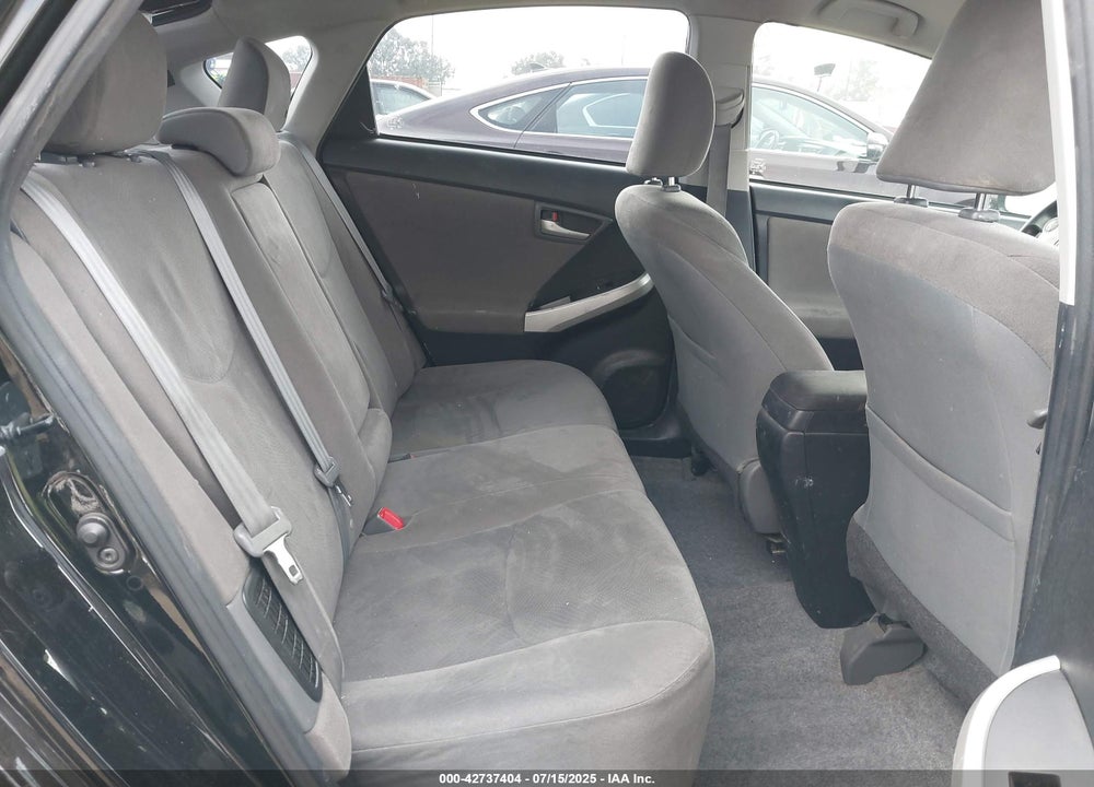 2015 TOYOTA PRIUS VIN: JTDKN3DU5F0463947