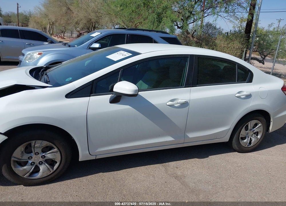 2014 HONDA CIVIC VIN: 19XFB2F58EE064143