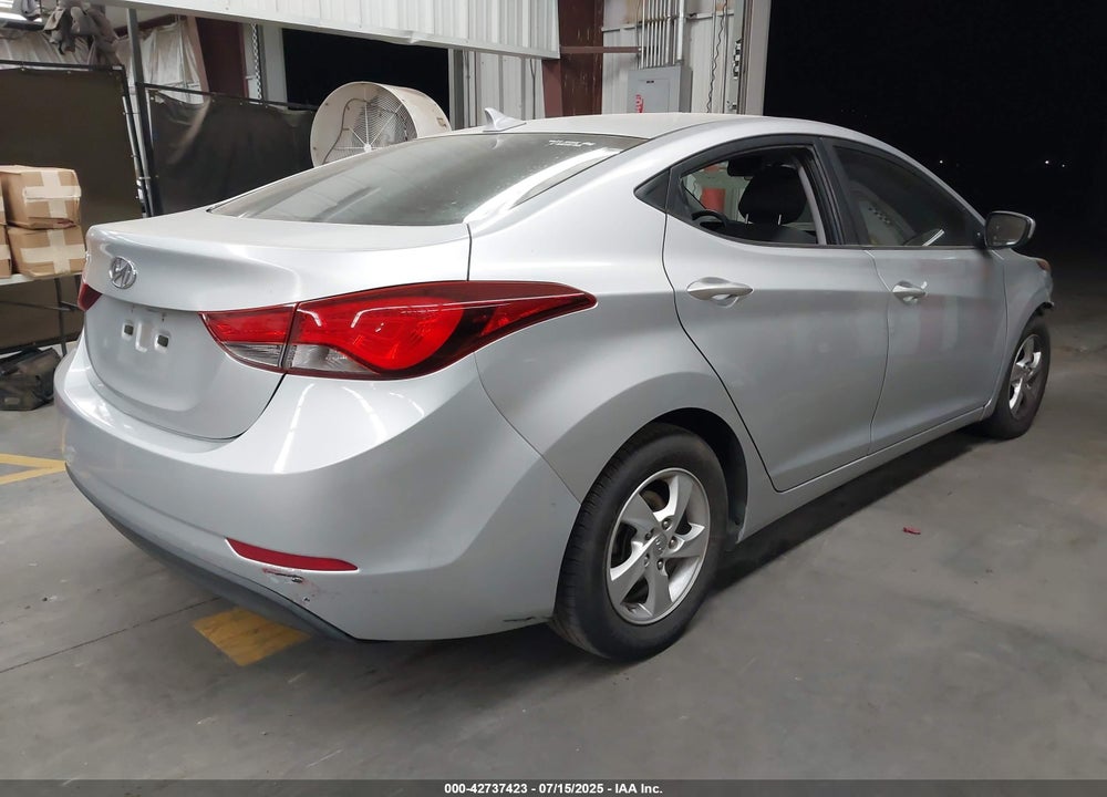 2014 HYUNDAI ELANTRA VIN: 5NPDH4AE4EH516030