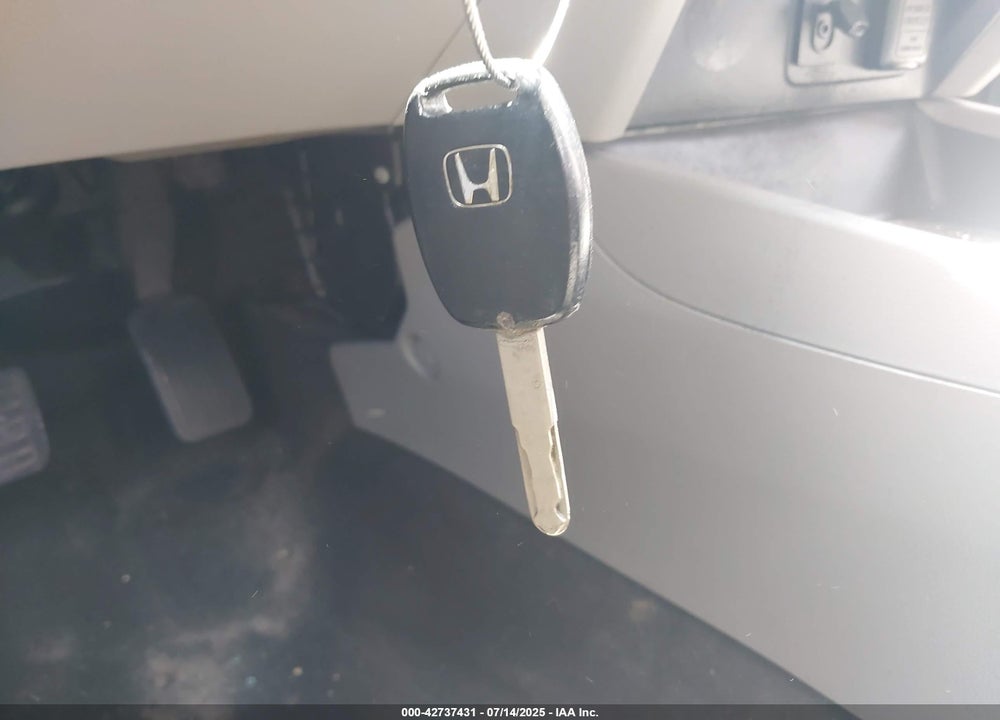 2012 HONDA CIVIC VIN: 19XFB2F53CE070137