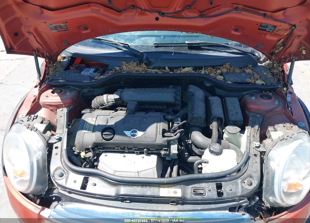2013 MINI COOPER VIN: WMWSU3C54DT545660