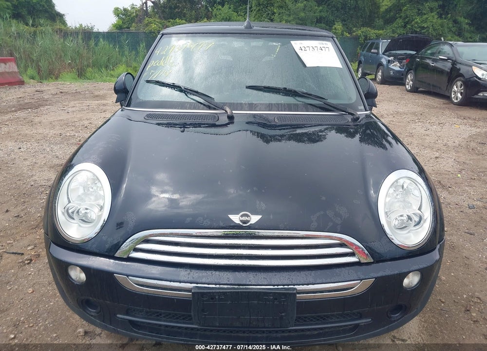 2008 MINI COOPER VIN: WMWRF33578TG18618