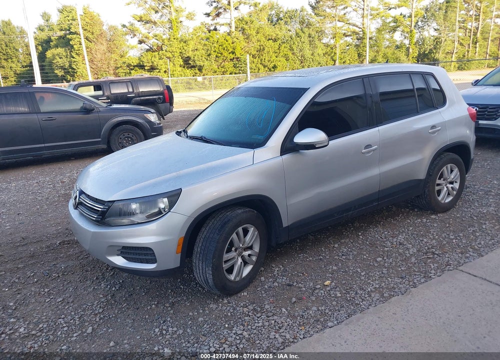 2013 VOLKSWAGEN TIGUAN VIN: WVGAV3AX0DW562532