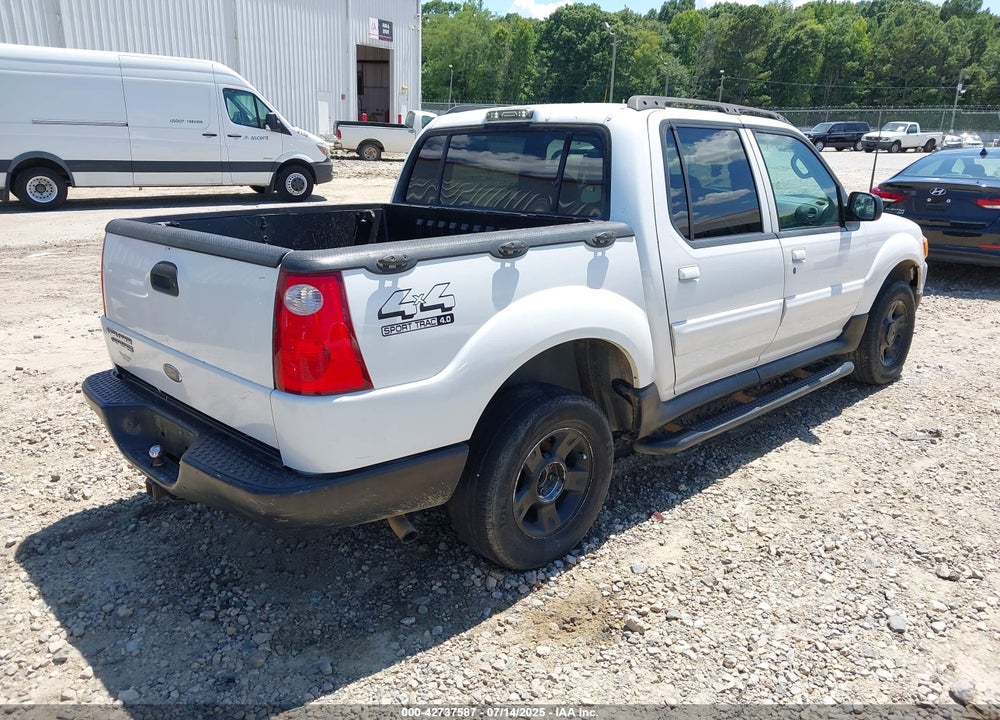 2003 FORD EXPLORER SPORT TRAC XLS/XLT VIN: 1FMZU67E83UC58064