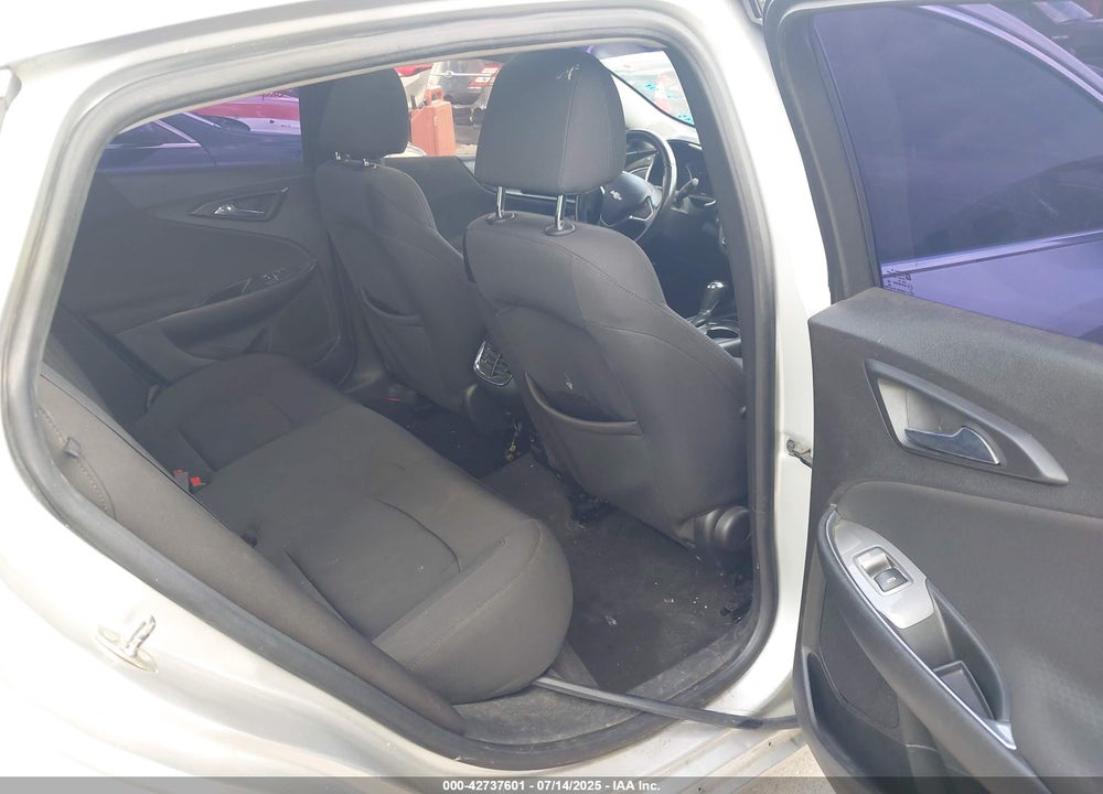 2018 CHEVROLET MALIBU VIN: 1G1ZD5ST0JF143540