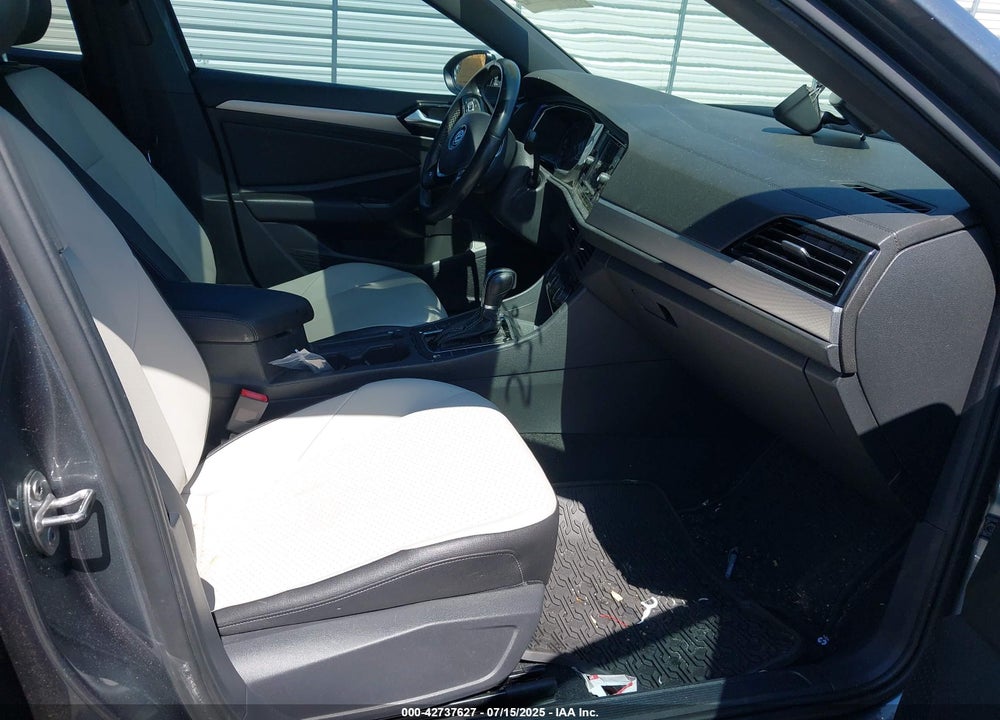 2019 VOLKSWAGEN JETTA VIN: 3VWCB7BU8KM134736