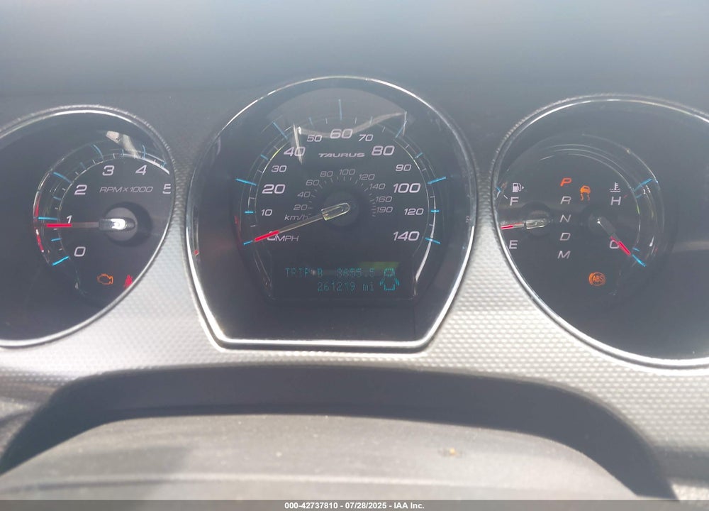 2010 FORD TAURUS VIN: 1FAHP2HW7AG166761