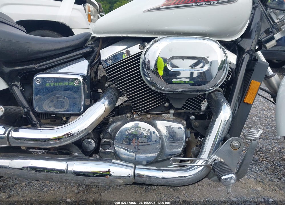 2002 HONDA VT750 DC VIN: JH2RC44082M615396