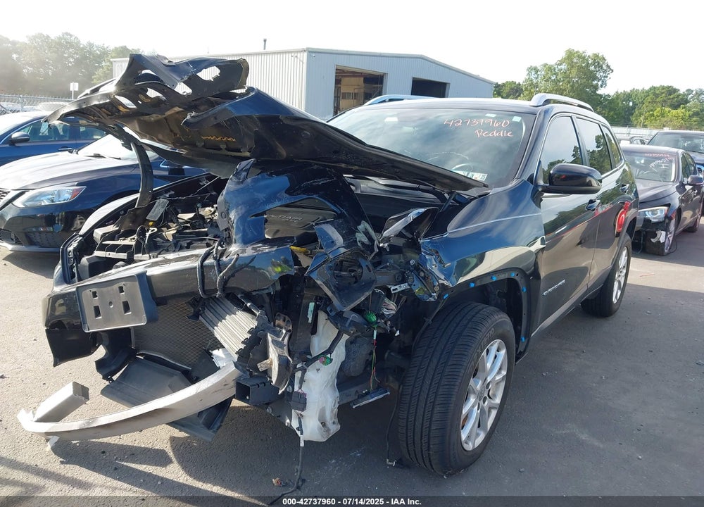 2017 JEEP CHEROKEE VIN: 1C4PJMCB0HW637544
