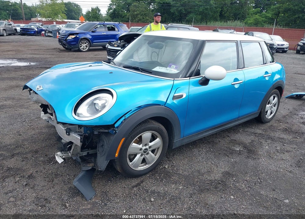 2016 MINI HARDTOP VIN: WMWXU1C52G2D10844