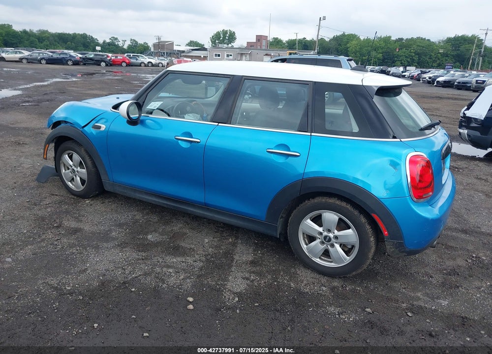 2016 MINI HARDTOP VIN: WMWXU1C52G2D10844