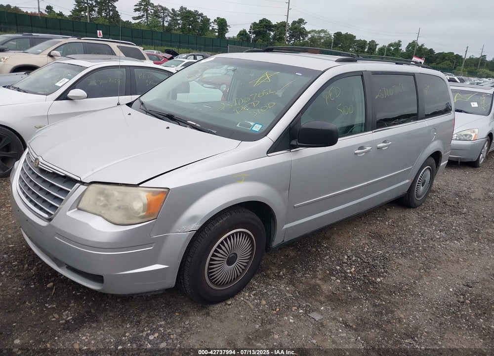2010 CHRYSLER TOWN & COUNTRY VIN: 2A4RR4DE8AR314927