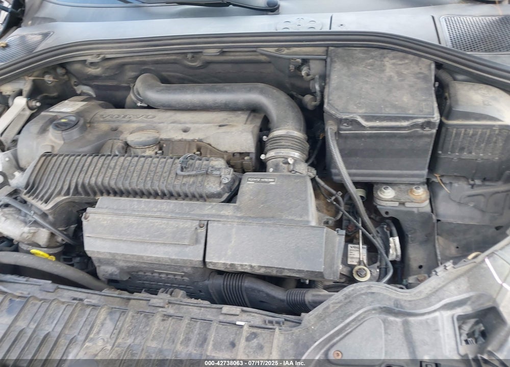 2015 VOLVO V60 VIN: YV1612SK2F1264495