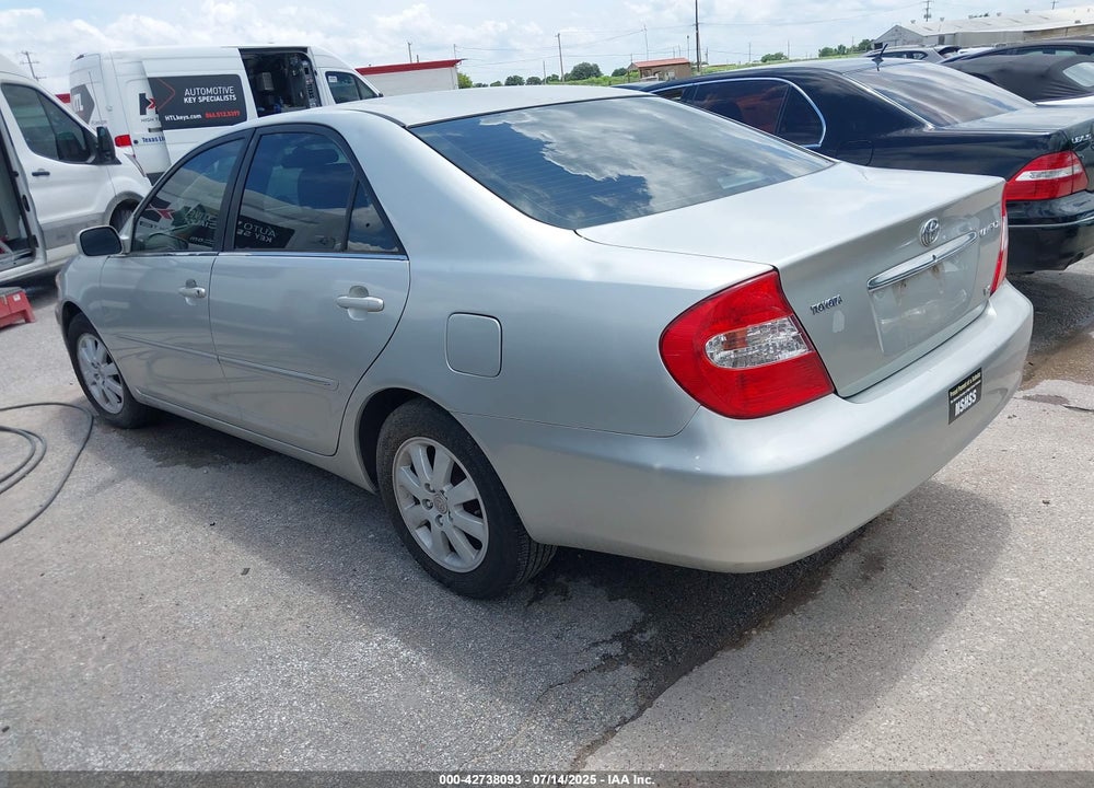 2002 TOYOTA CAMRY XLE V6 VIN: 4T1BF32K12U033443