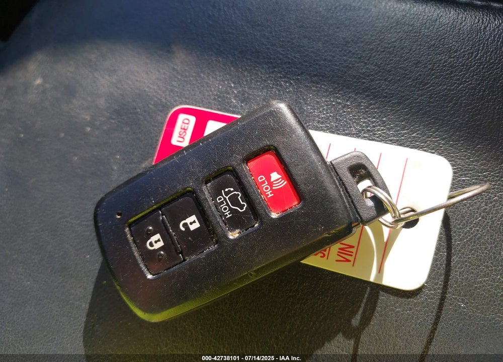 2016 TOYOTA RAV4 VIN: JTMNFREV6GJ065453