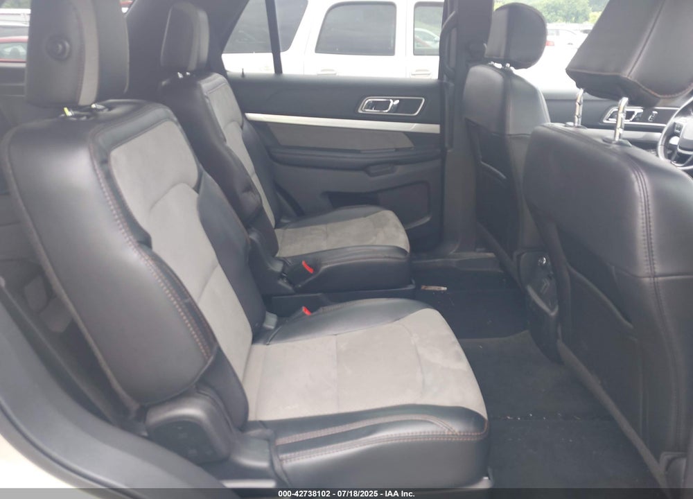 2017 FORD EXPLORER VIN: 1FM5K8D87HGC65169