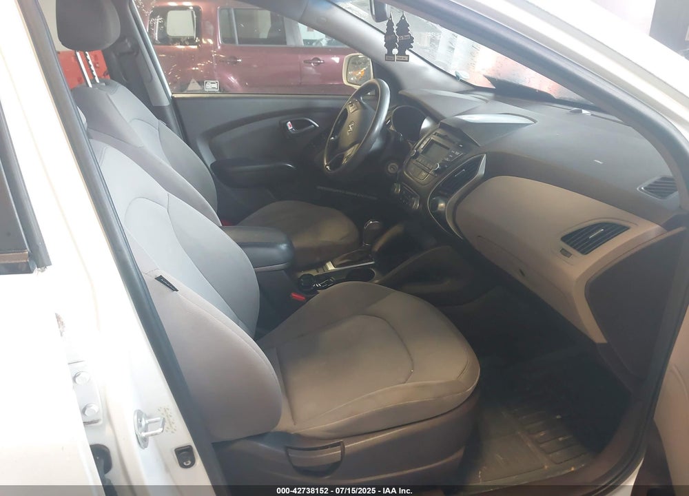 2014 HYUNDAI TUCSON VIN: KM8JT3AF2EU888651