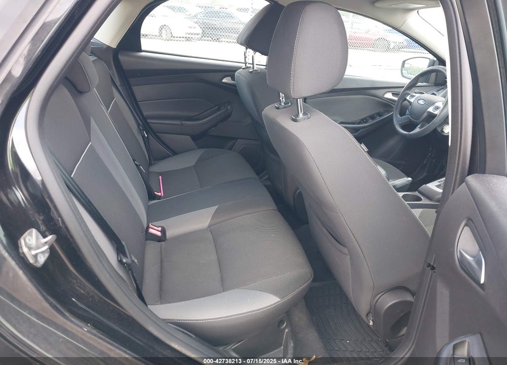 2014 FORD FOCUS VIN: 1FADP3K29EL295530