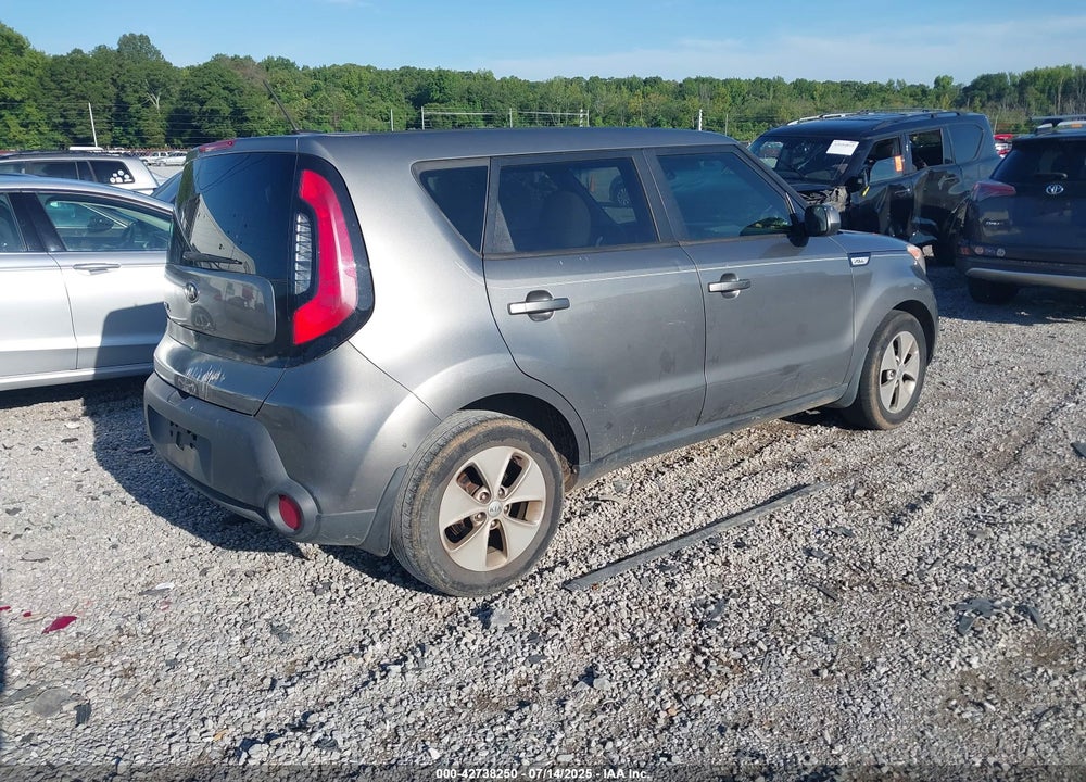 2015 KIA SOUL VIN: KNDJN2A20F7121550