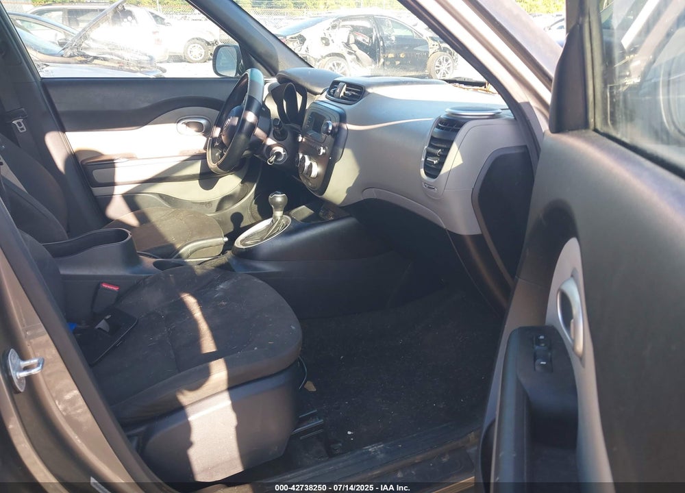 2015 KIA SOUL VIN: KNDJN2A20F7121550