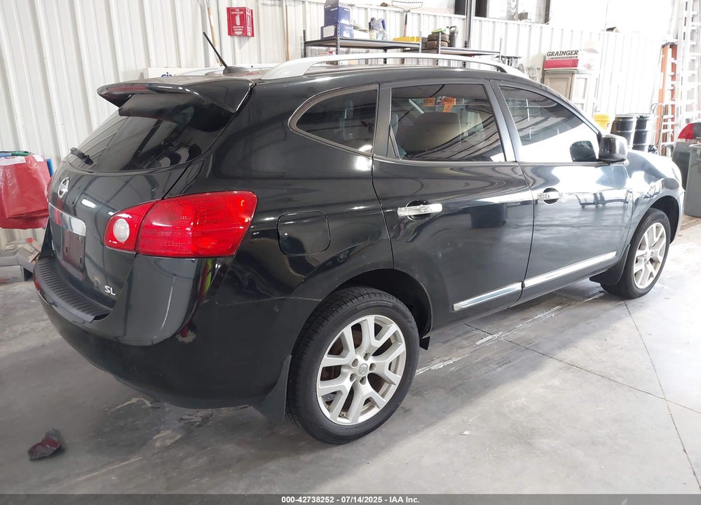 2011 NISSAN ROGUE VIN: JN8AS5MTXBW573217
