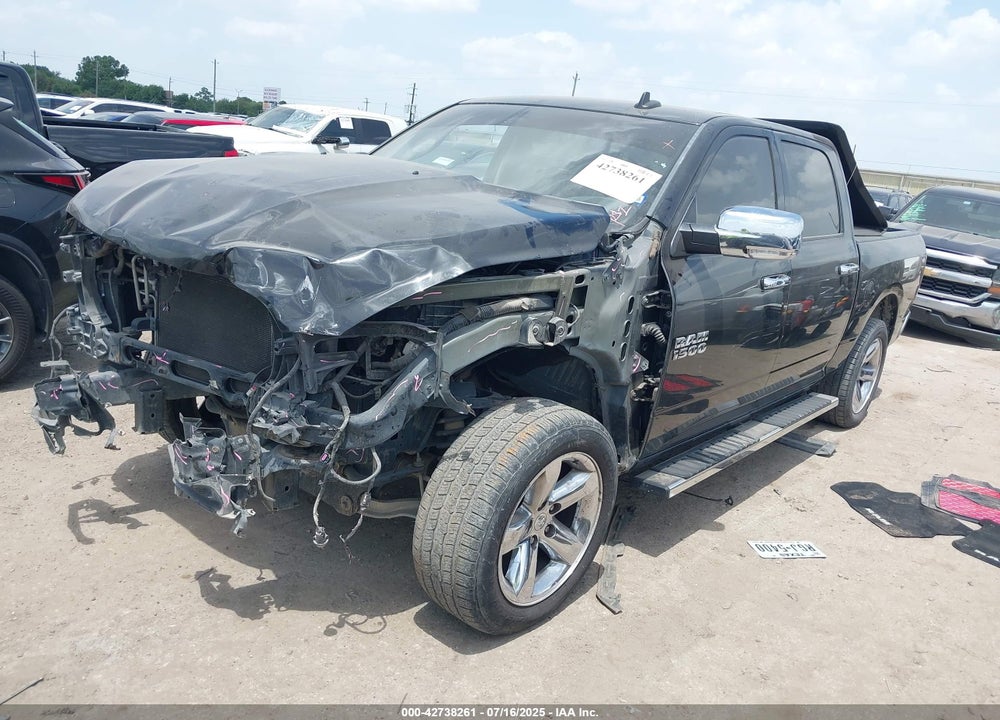 2017 RAM 1500 VIN: 3C6RR7LT2HG505242