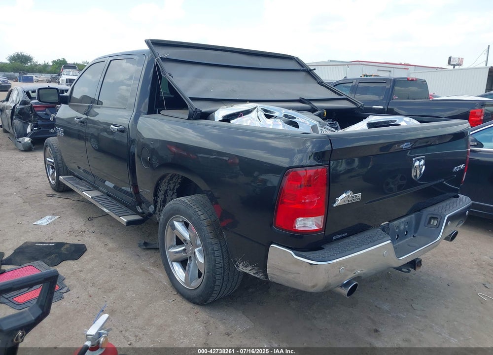2017 RAM 1500 VIN: 3C6RR7LT2HG505242