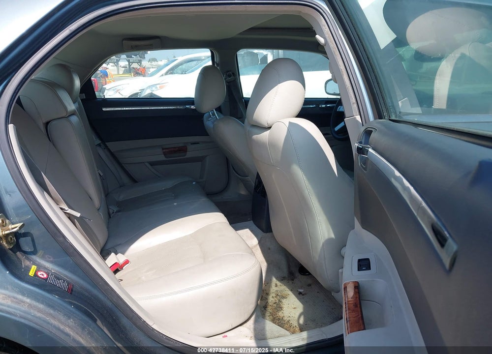 2006 CHRYSLER 300C VIN: 2C3LA63H76H114987