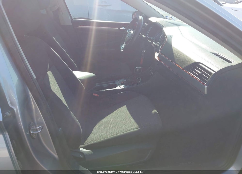 2019 VOLKSWAGEN JETTA VIN: 3VWC57BU4KM185660