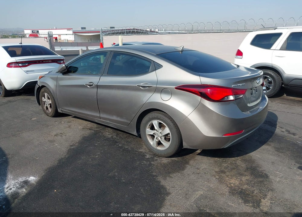 2015 HYUNDAI ELANTRA VIN: 5NPDH4AE4FH548932