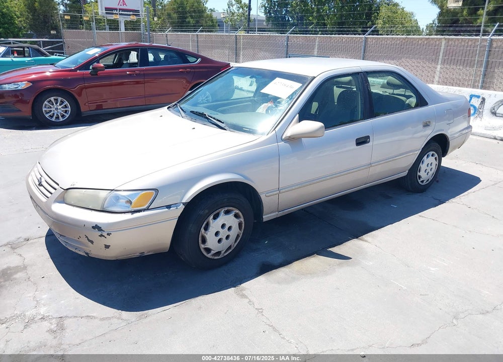 1999 TOYOTA CAMRY CE VIN: 4T1BG22K2XU615999