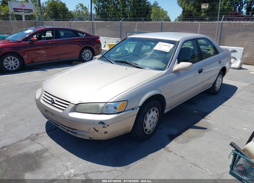 1999 TOYOTA CAMRY CE VIN: 4T1BG22K2XU615999