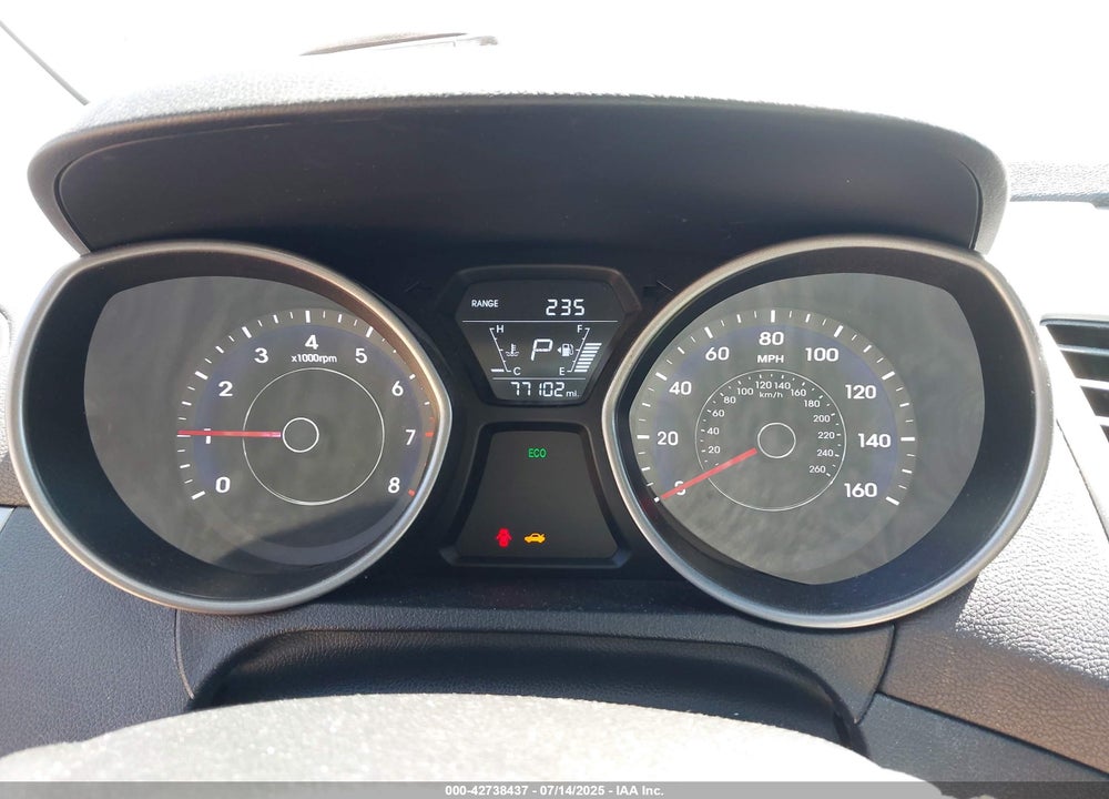 2016 HYUNDAI ELANTRA VIN: 5NPDH4AE4GH736268