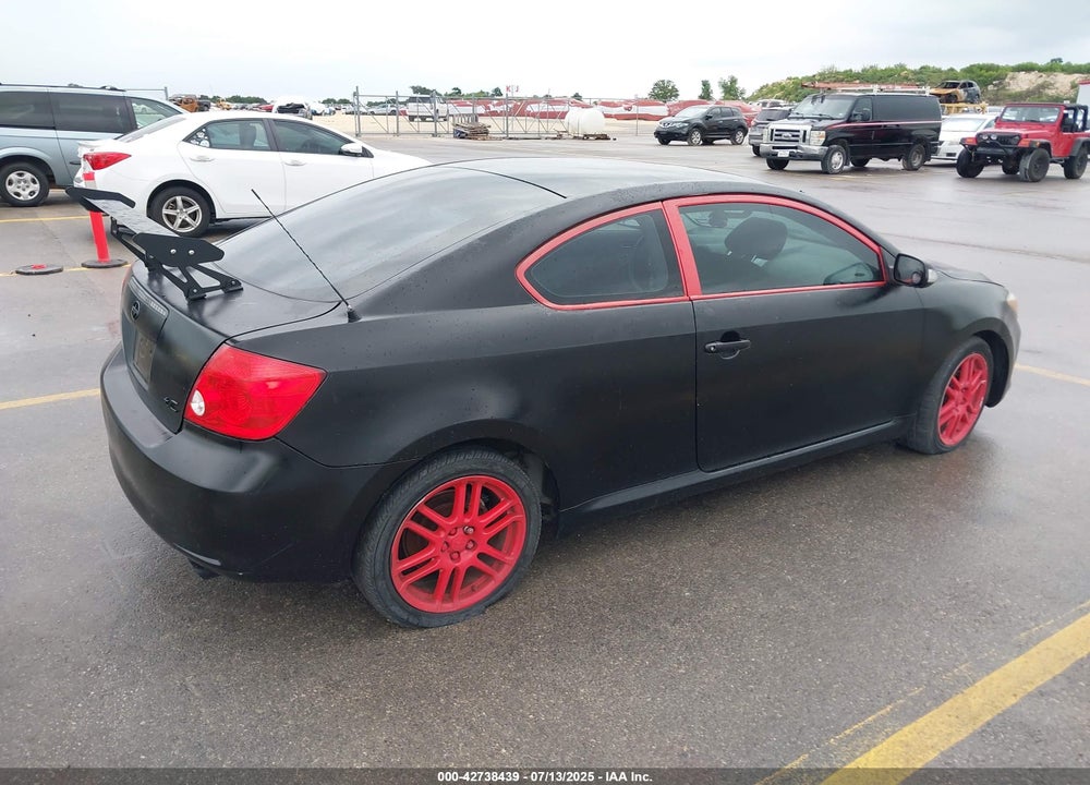 2007 SCION TC VIN: JTKDE177X70182062