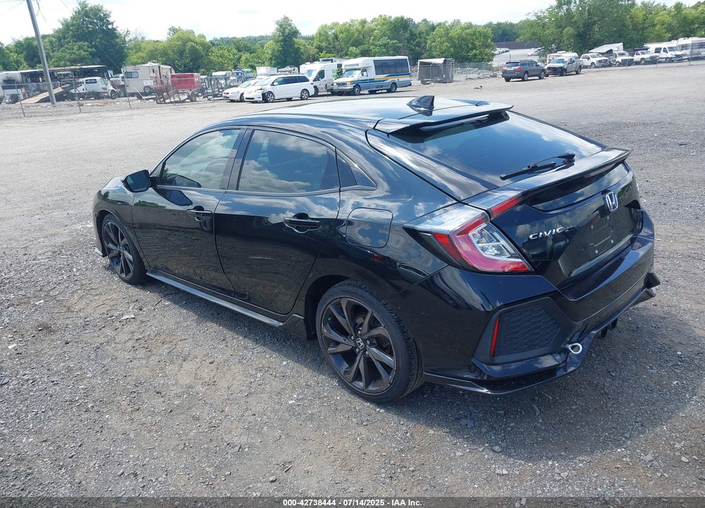 2018 HONDA CIVIC VIN: SHHFK7H90JU412520