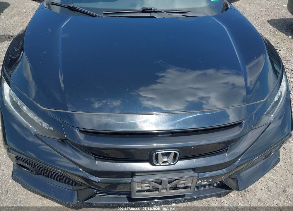 2018 HONDA CIVIC VIN: SHHFK7H90JU412520