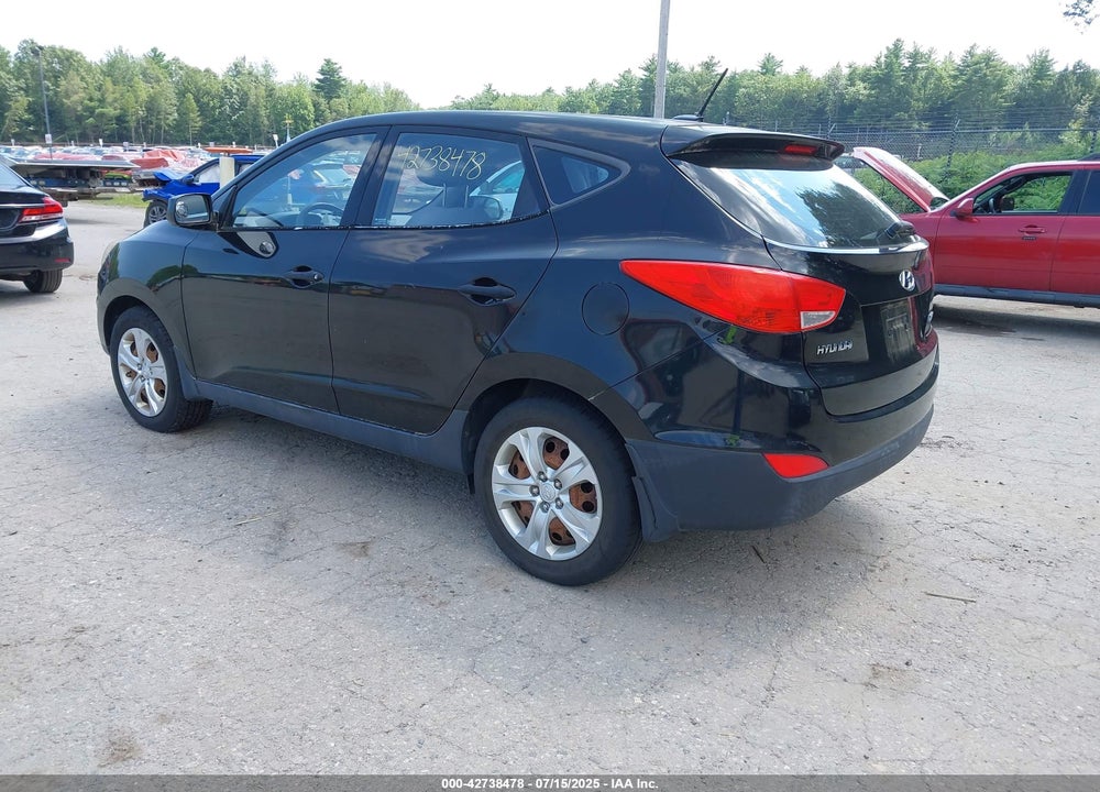 2010 HYUNDAI TUCSON VIN: KM8JT3AC2AU073432