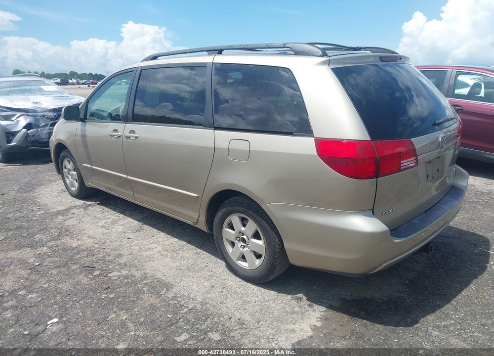 2004 TOYOTA SIENNA VIN: 5TDZA22C84S167927