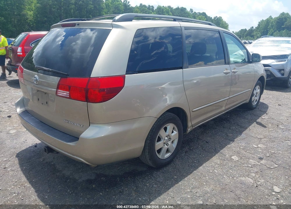 2004 TOYOTA SIENNA VIN: 5TDZA22C84S167927