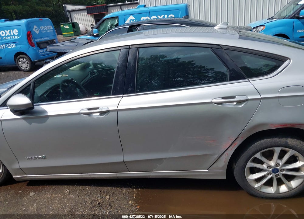 2019 FORD FUSION HYBRID SE VIN: 3FA6P0LU7KR121038